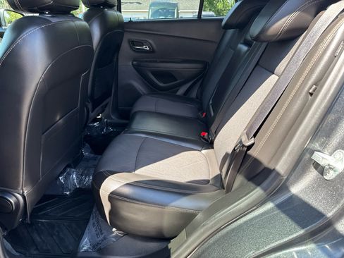 Used 2019 Chevrolet Trax LT w/ Driver Confidence Package AWD/4WD image 13