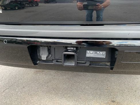 Used 2017 Chevrolet Suburban LS w/ Skid Plate Package AWD/4WD image 37