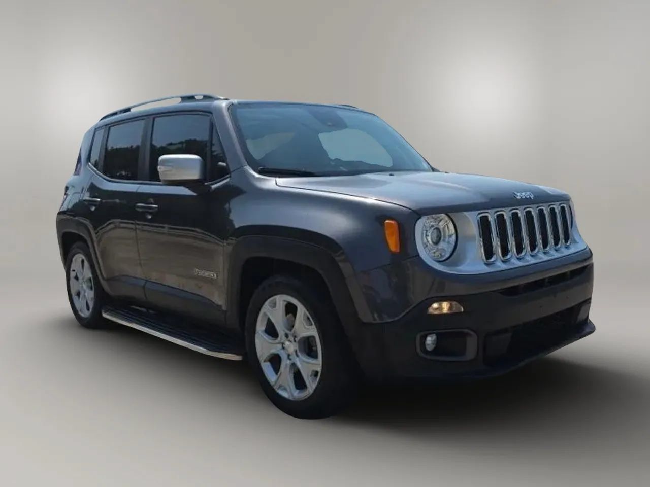 Used 2018 Jeep Renegade Limited w/ UConnect 8.4 Nav Group FWD image 3
