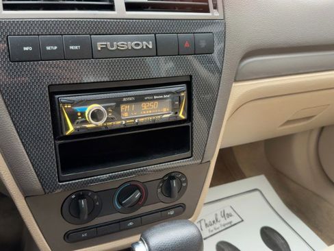 Used 2008 Ford Fusion SE image 14