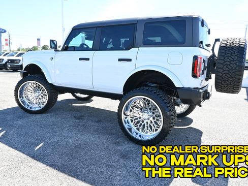 New 2026 Ford Bronco Outer Banks AWD/4WD image 9