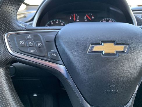 Used 2024 Chevrolet Malibu LT FWD image 17