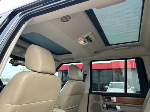 Used 2016 Land Rover LR4 HSE LUX image 20