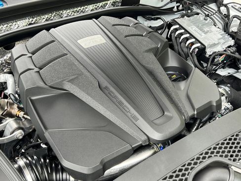 New 2026 Porsche Macan S AWD/4WD image 35