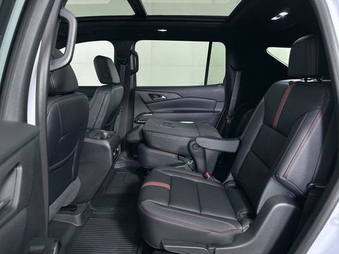 New 2026 Chevrolet Traverse RS w/ LPO, Floor Liner Package AWD/4WD image 26