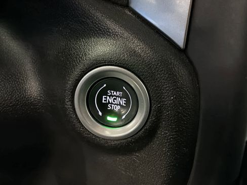 Used 2021 Chevrolet Silverado 1500 RST image 12