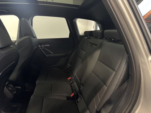 Used 2025 BMW X1 xDrive28i w/ Premium Package image 12