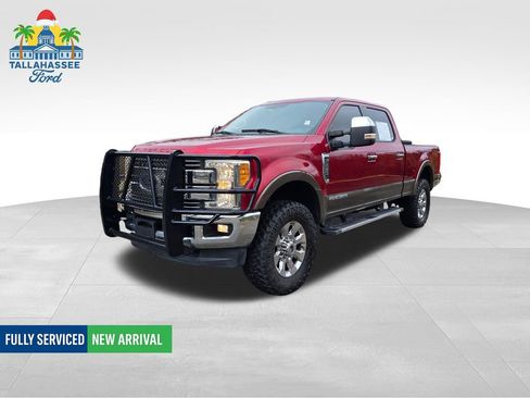 Used 2017 Ford F250 Lariat w/ Chrome Package image 1