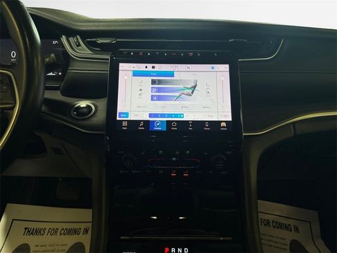 Used 2022 Jeep Grand Cherokee L Limited w/ Luxury Tech Group II image 22