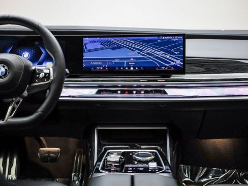 Certified 2023 BMW 740i w/ Parking Assistance Package image 14