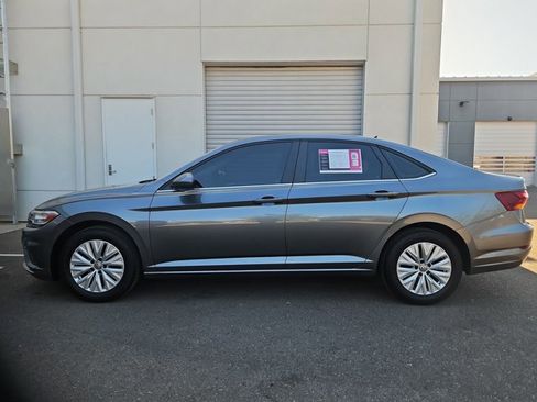 Used 2019 Volkswagen Jetta S w/ Driver Assistance Package FWD image 9