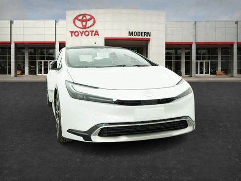 New 2026 Toyota Prius Plug-In Hybrid image 32