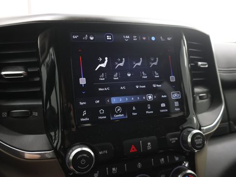 Used 2022 RAM 2500 Laramie AWD/4WD image 54