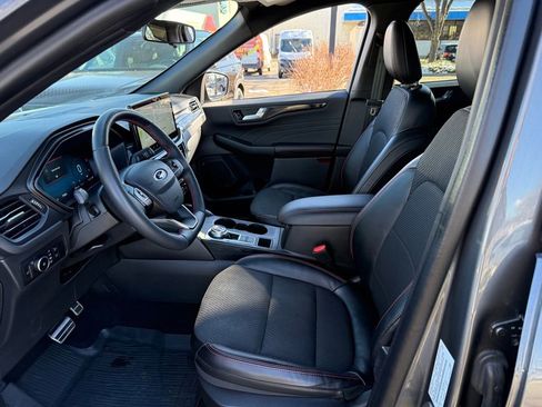 Used 2023 Ford Escape ST-Line Select w/ Tech Pack #2 image 14