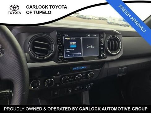 Used 2023 Toyota Tacoma TRD Sport image 9