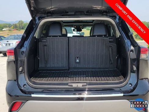 Used 2022 Toyota Highlander Platinum AWD/4WD image 17