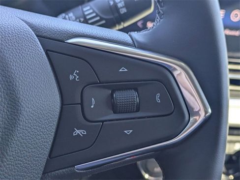 New 2026 Chevrolet Trax LT w/ Sunroof Package image 15