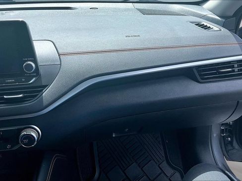 Used 2019 Nissan Altima 2.5 SR FWD image 24