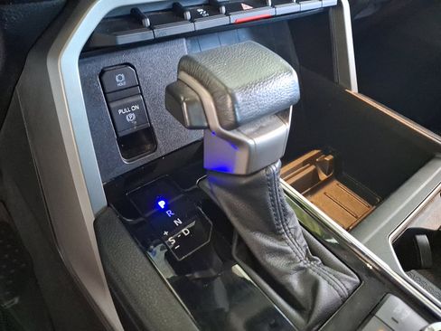 Used 2023 Toyota Tundra SR5 image 15