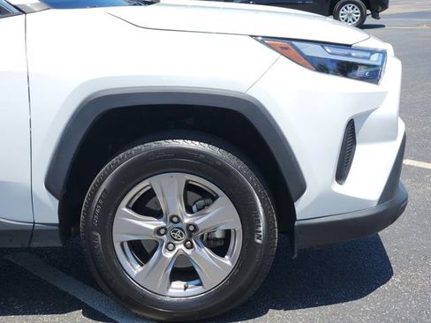 Certified 2025 Toyota RAV4 XLE AWD/4WD image 4