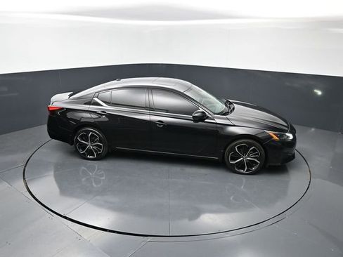Used 2023 Nissan Altima 2.5 SR w/ SR Premium Package AWD/4WD image 20