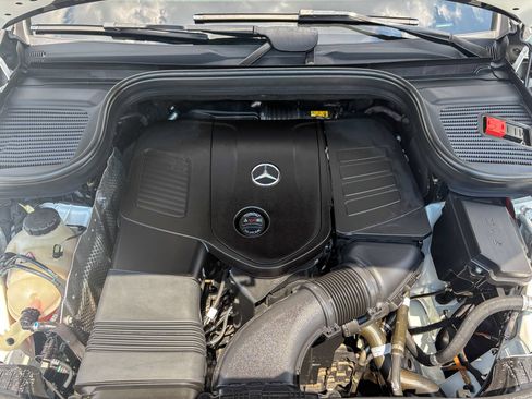 Used 2024 Mercedes-Benz GLE 350 4MATIC image 37