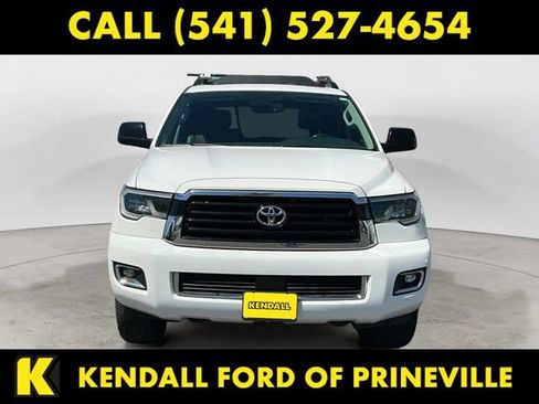 Used 2019 Toyota Sequoia TRD Sport w/ TRD Sport Premium Package AWD/4WD image 8