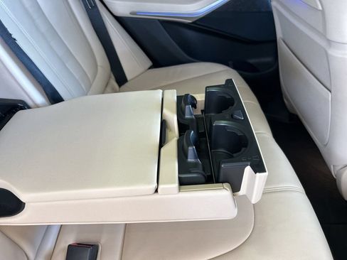 Used 2022 BMW X5 xDrive40i w/ M Sport Package AWD/4WD image 34