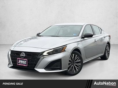 Used 2024 Nissan Altima 2.5 SV