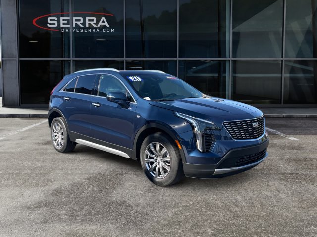 Used 2021 Cadillac XT4 Premium Luxury w/ Cold Weather Package FWD image 7