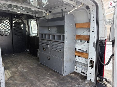 Used 2018 Ford Transit 250 130 Low Roof w/ Exterior Upgrade Package image 14