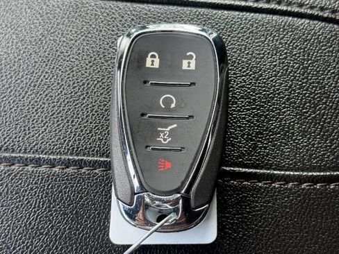 Used 2023 Chevrolet Traverse High Country AWD/4WD image 20