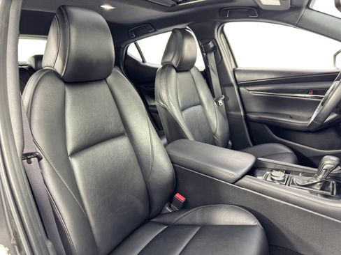 Used 2021 MAZDA MAZDA3 s image 34