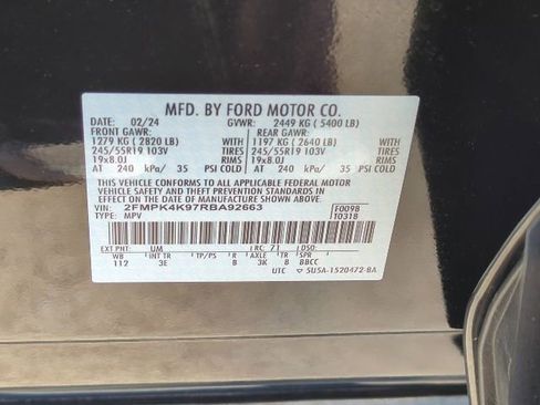 Used 2024 Ford Edge Titanium image 35