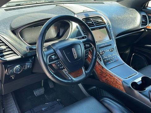 Certified 2019 Lincoln Nautilus Reserve FWD image 11