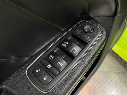 Used 2019 Dodge Charger Scat Pack w/ Daytona Edition Group RWD image 14