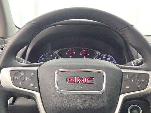 Used 2024 GMC Terrain SLT w/ Infotainment Package II image 37
