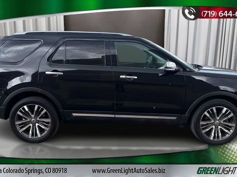 Used 2016 Ford Explorer Platinum AWD/4WD image 6