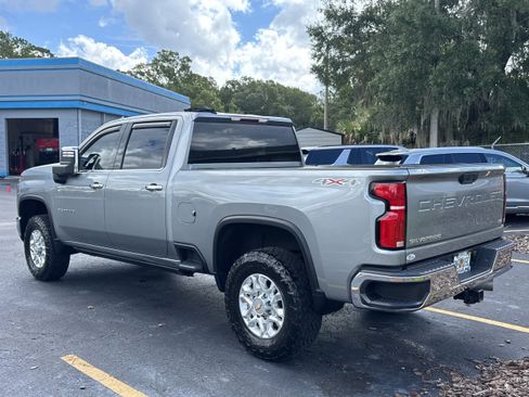 Used 2024 Chevrolet Silverado 2500 LTZ AWD/4WD image 6