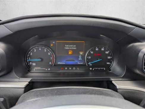 Used 2022 Ford Explorer XLT w/ Equipment Group 202A AWD/4WD image 16