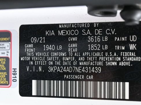 Used 2022 Kia Rio S FWD image 8