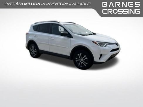 Used 2017 Toyota RAV4 LE FWD image 1