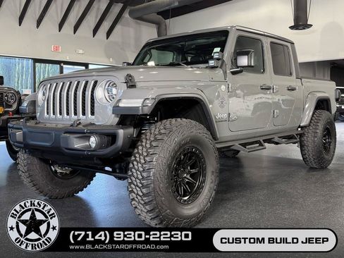Used 2020 Jeep Gladiator Overland w/ Popular Equipment Package AWD/4WD image 7