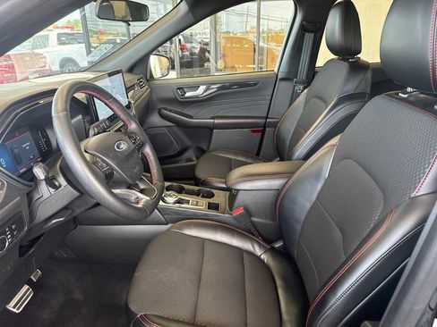 Used 2023 Ford Escape ST-Line w/ Tech Pack #1 AWD/4WD image 13