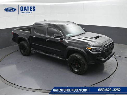 Used 2021 Toyota Tacoma TRD Pro AWD/4WD image 44