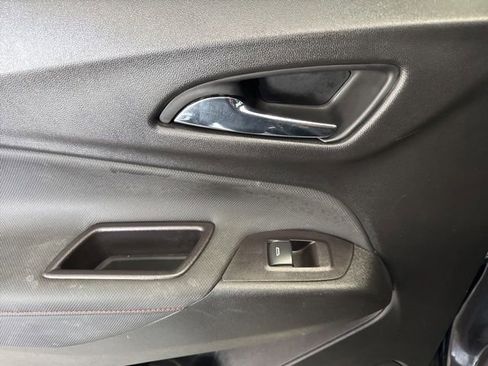 Used 2022 Chevrolet Equinox RS w/ RS Leather Package image 38