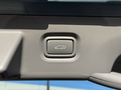 Used 2024 Hyundai Ioniq 5 SEL RWD image 13