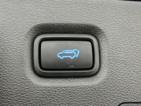 Used 2023 Hyundai Santa Fe SEL w/ Premium Package image 32