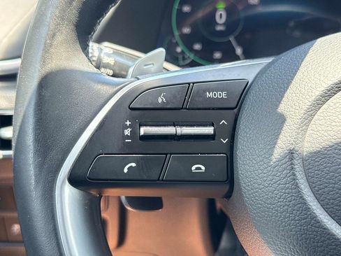 Used 2023 Hyundai Sonata Limited FWD image 25