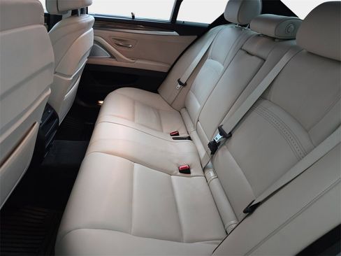 Used 2014 BMW 535i Sedan image 17